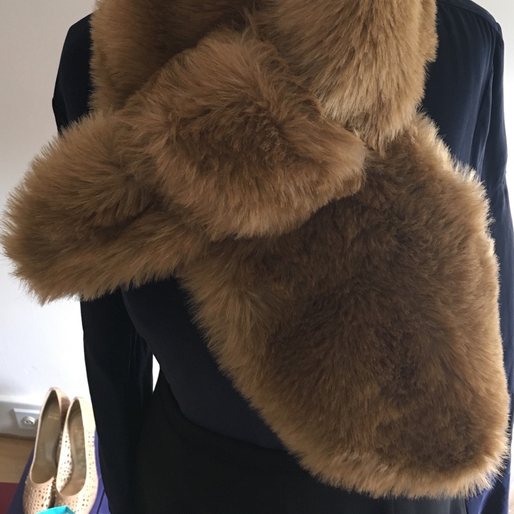 Faux Fur Scarf